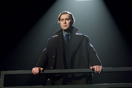 Christian McKay as Orson Welles onstage in a performance of Julius Caesar in Me and Orson Welles